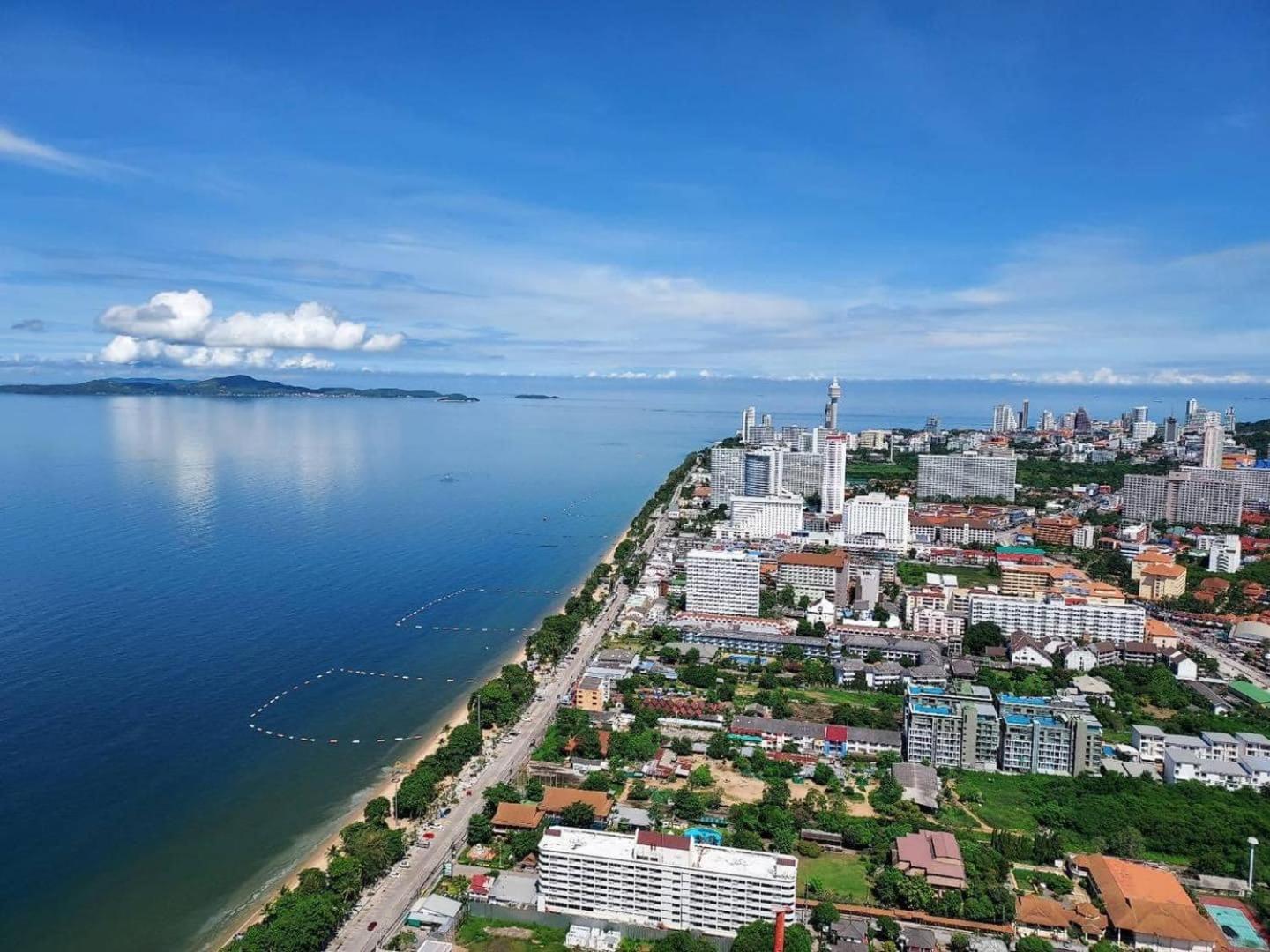 Appartement The Astra Sky River à Jomtien Beach Extérieur photo